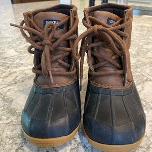 Sperry boys navy and brown duck boots size 13 in good condition